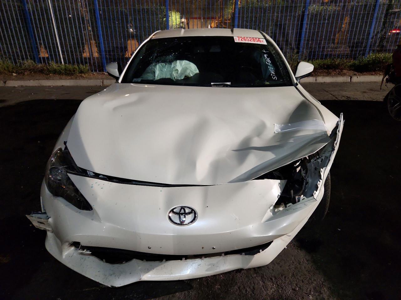 2019 Toyota 86 Base - zdjęcie 5