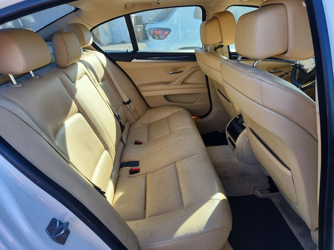 2013 BMW 528 I - zdjęcie 10