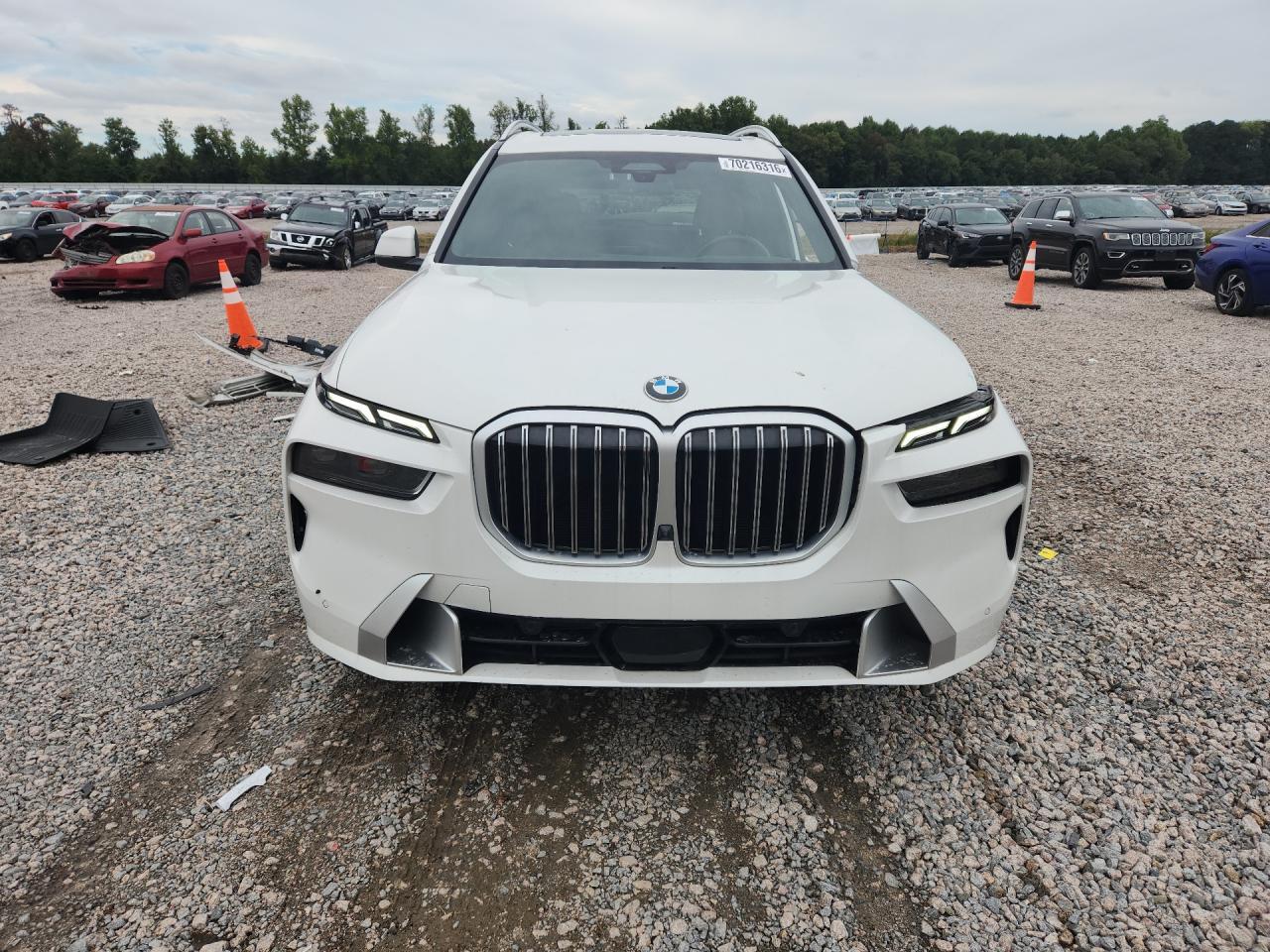 2023 BMW X7 xDrive40I - zdjęcie 5