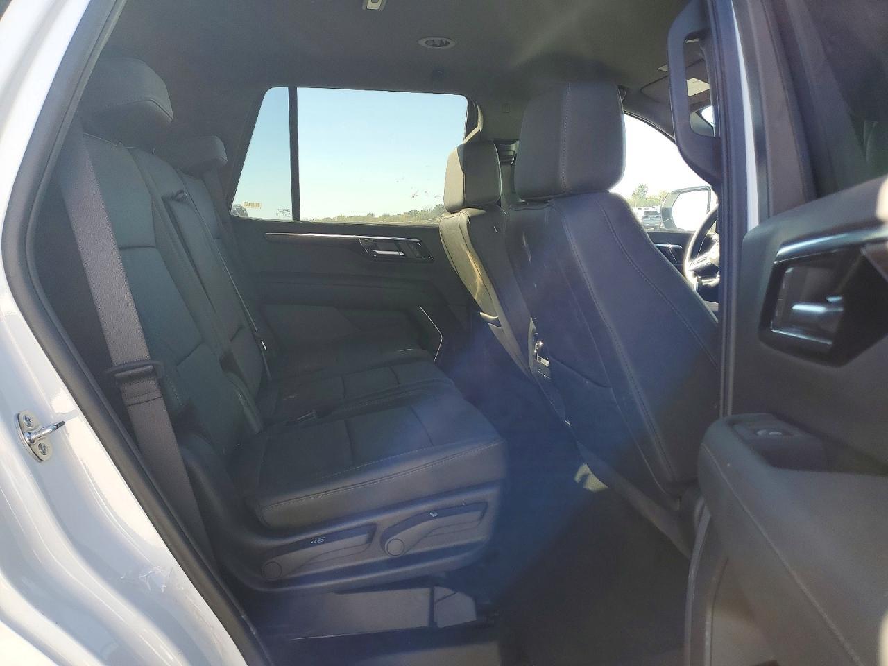 2026 Chevrolet Tahoe K1500 Z71 - zdjęcie 11