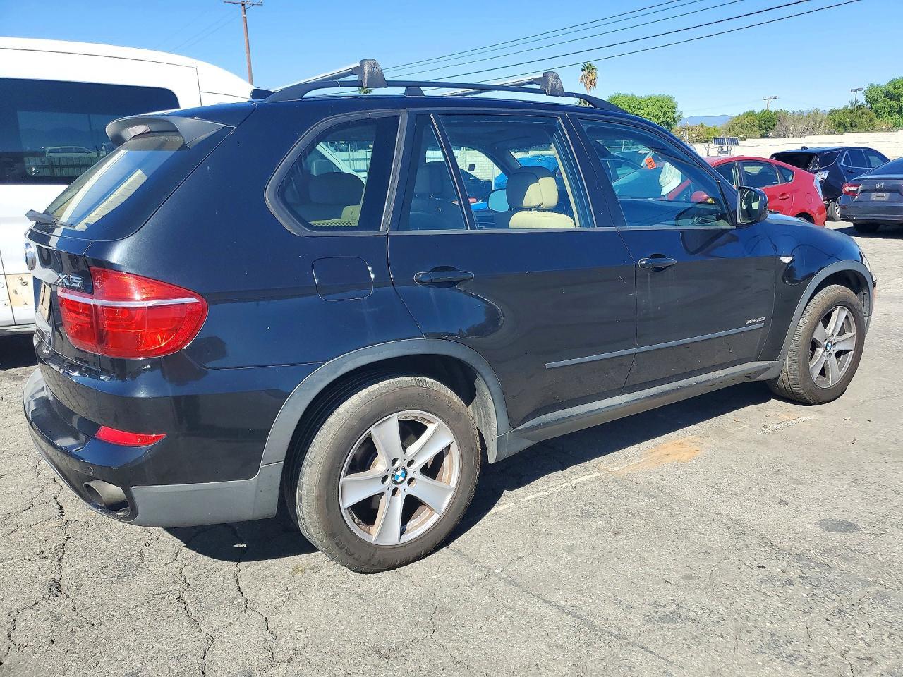 2013 BMW X5 xDrive35I - zdjęcie 3
