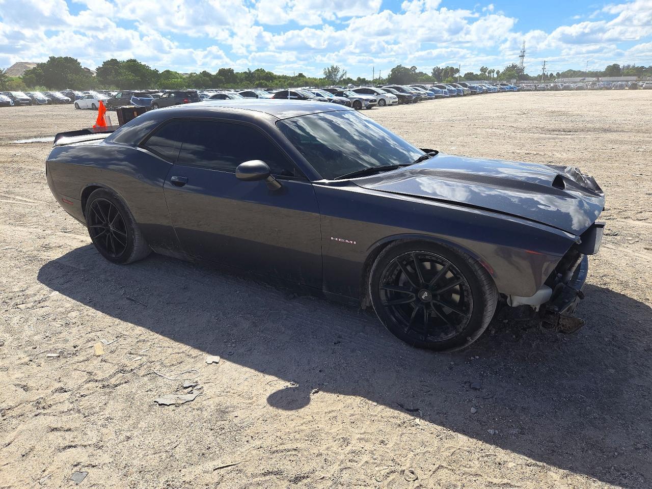 2020 Dodge Challenger R/T - zdjęcie 4