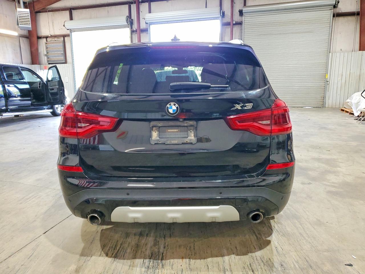 2018 BMW X3 xDrive30I - zdjęcie 6