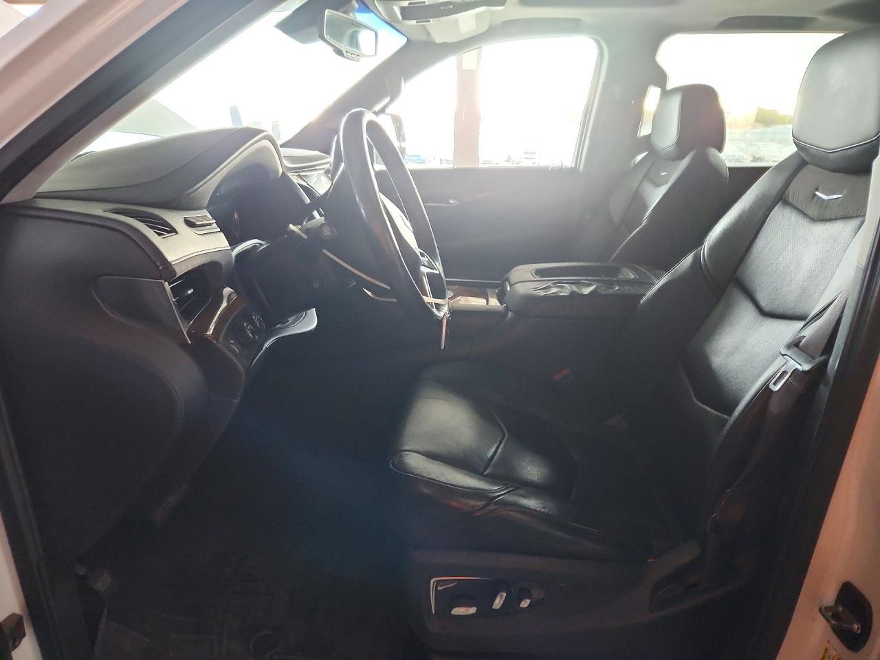 2016 Cadillac Escalade Esv Luxury - zdjęcie 7