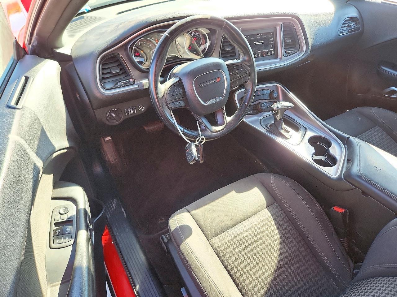 2019 Dodge Challenger Sxt - zdjęcie 8