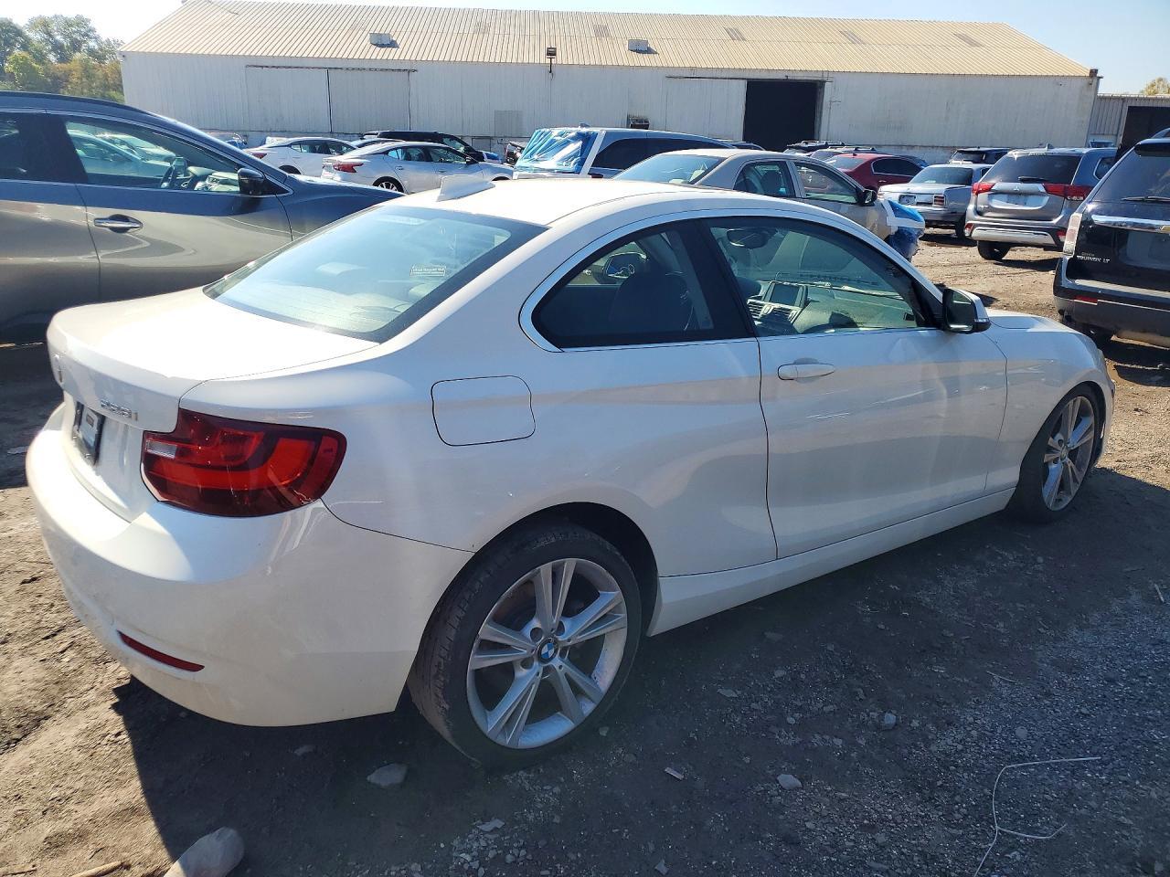 2015 BMW Seria 2 Coupe 228i - zdjęcie 3