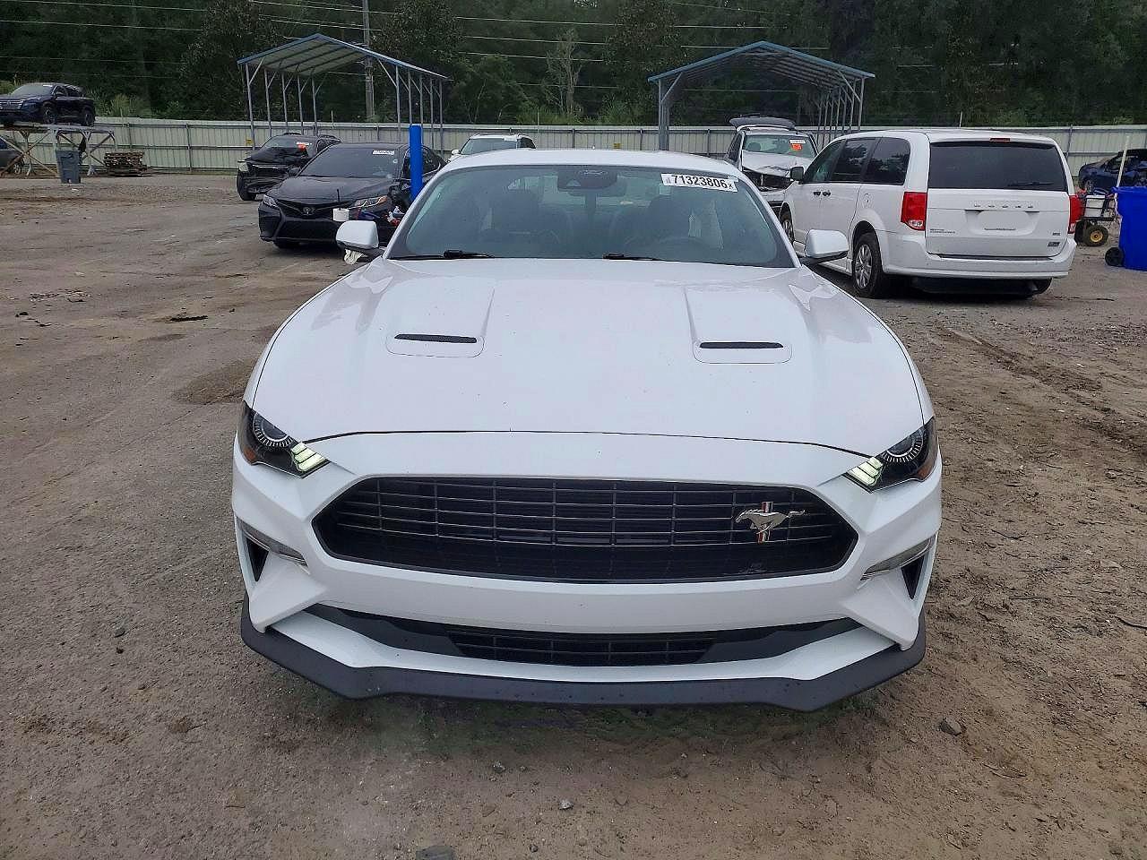 2023 Ford Mustang - zdjęcie 5