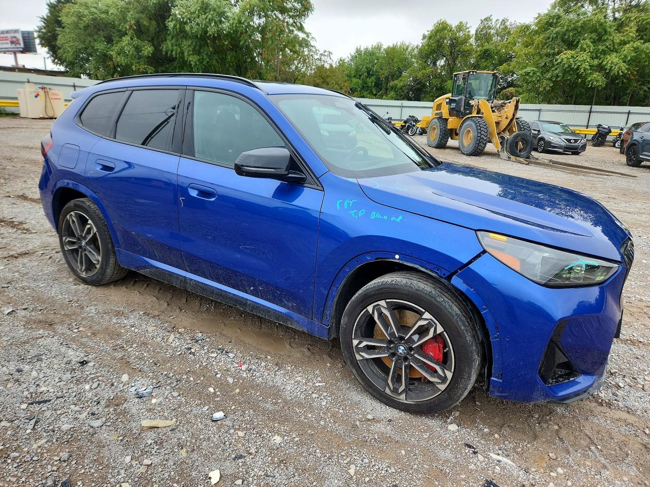 2024 BMW X1 M35I - zdjęcie 4