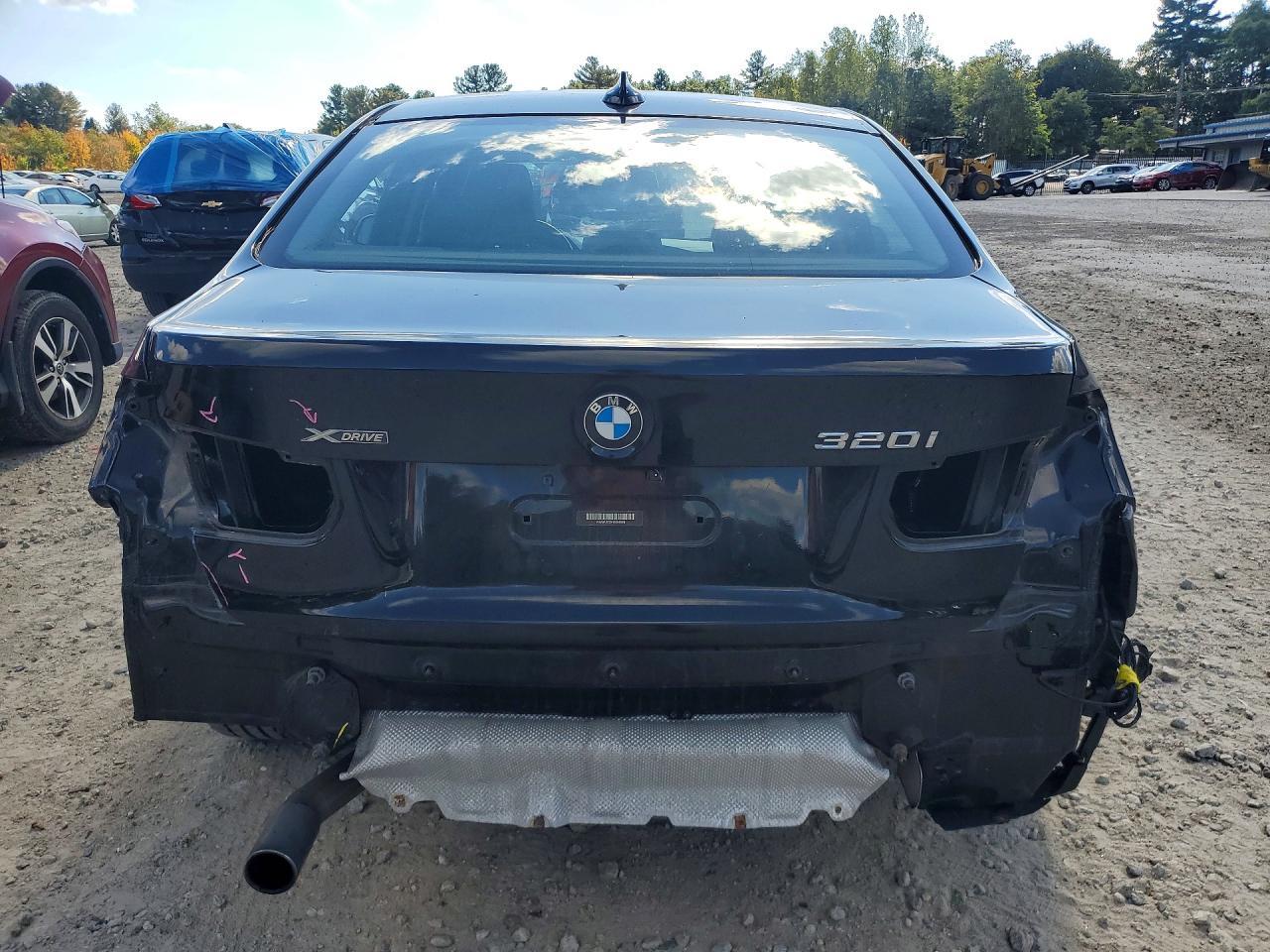 2017 BMW Seria 3 320i - zdjęcie 6
