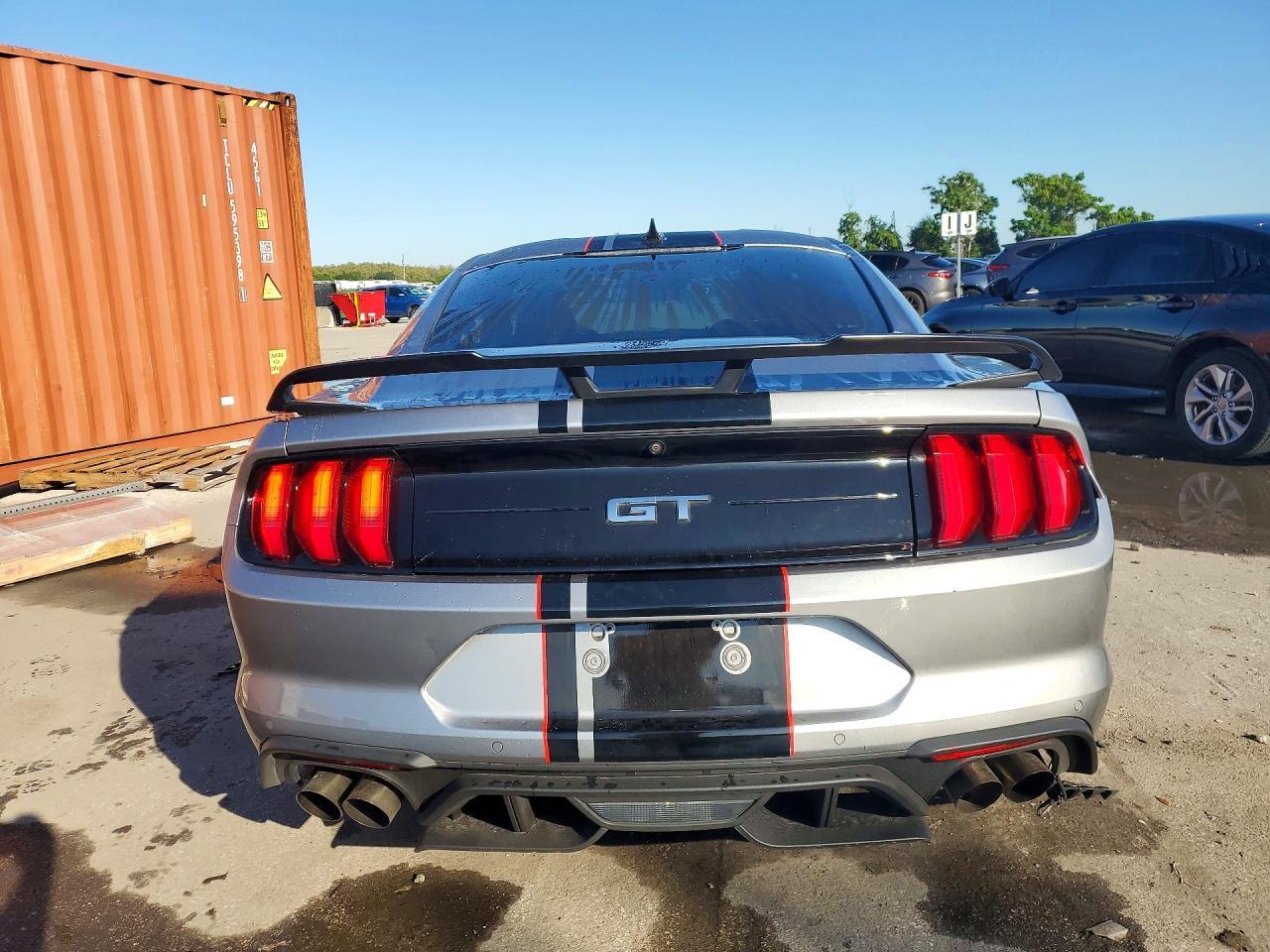 2021 Ford Mustang Gt - zdjęcie 6