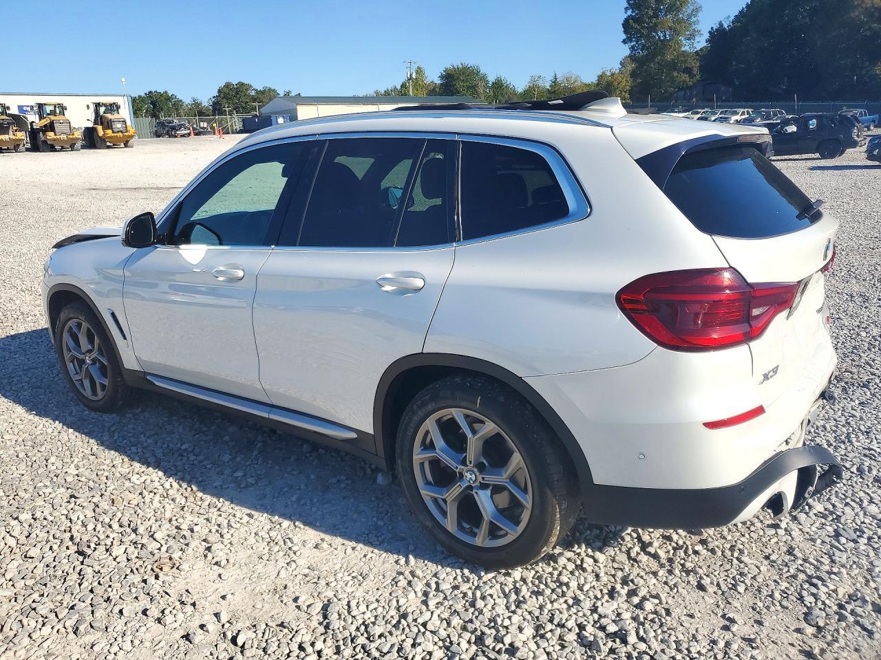 2021 BMW X3 Sdrive30I - zdjęcie 2