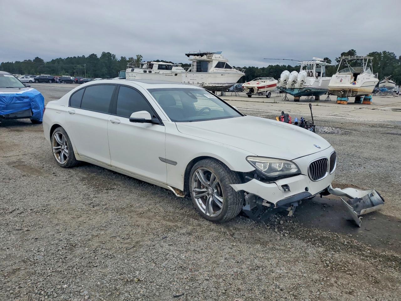 2015 BMW 750 Li - zdjęcie 4