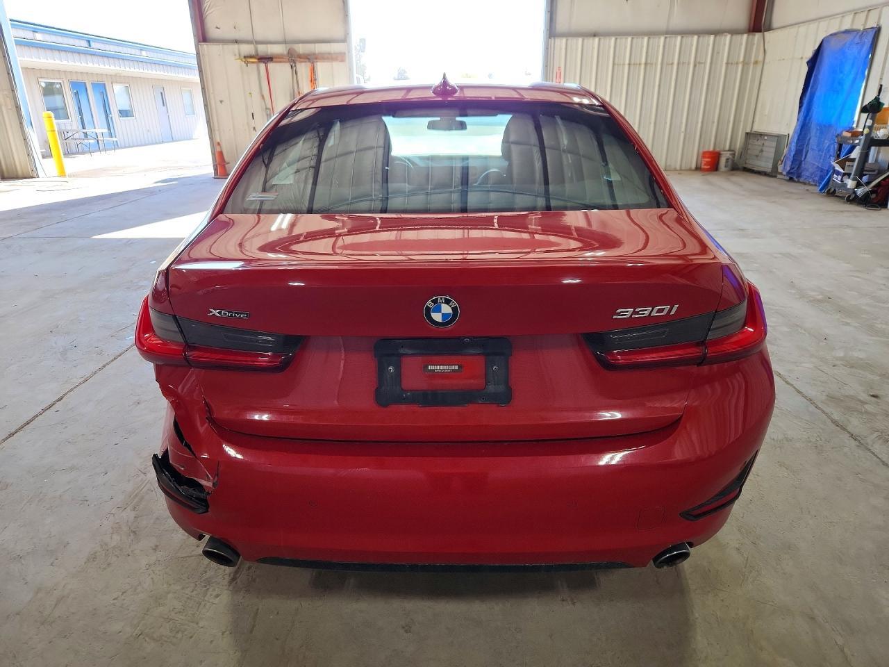 2020 BMW Seria 3 330i - zdjęcie 6