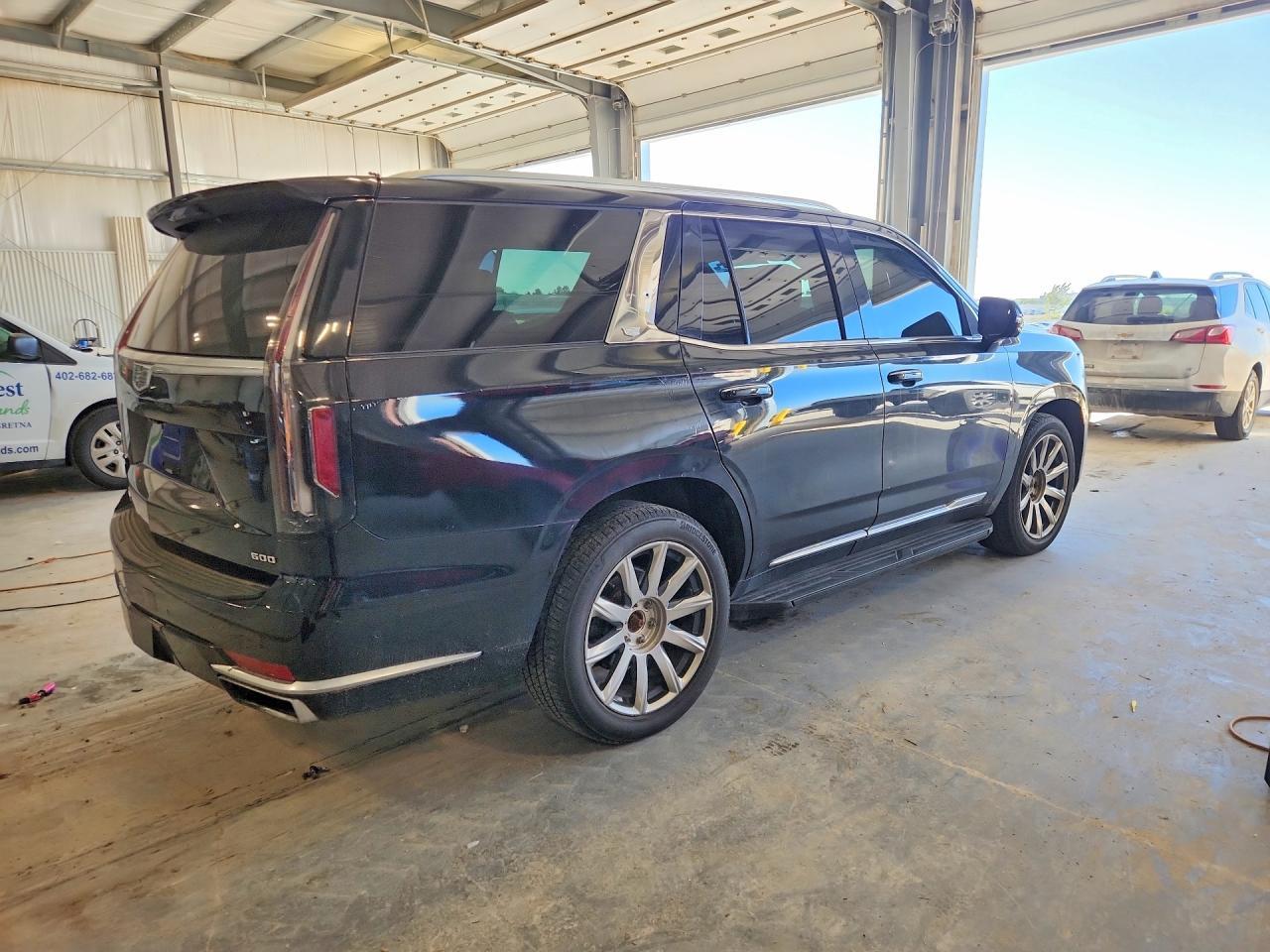 2021 Cadillac Escalade Premium Luxury Platinum - zdjęcie 3