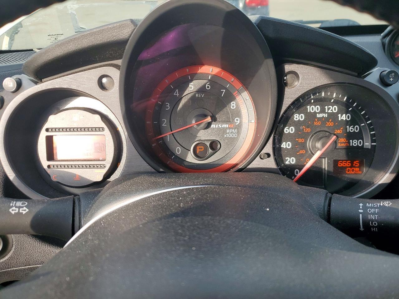 2015 Nissan 370Z Nismo Tech - zdjęcie 9