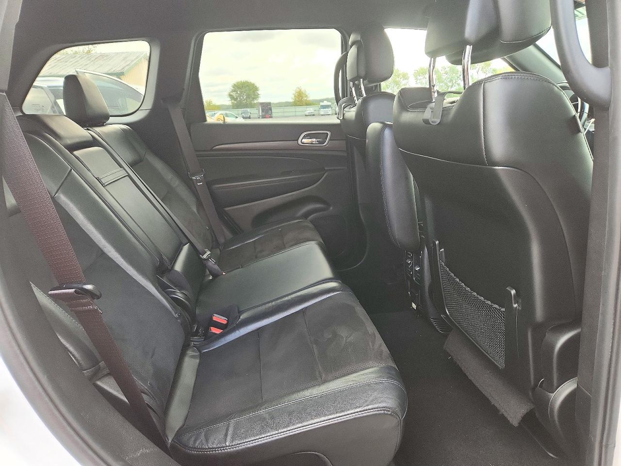 2021 Jeep Grand Cherokee Laredo - zdjęcie 11