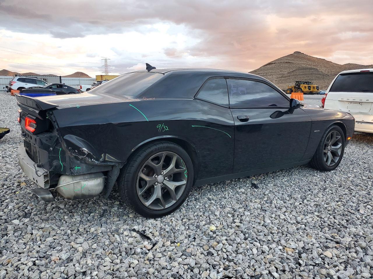 2015 Dodge Challenger R/T - zdjęcie 3