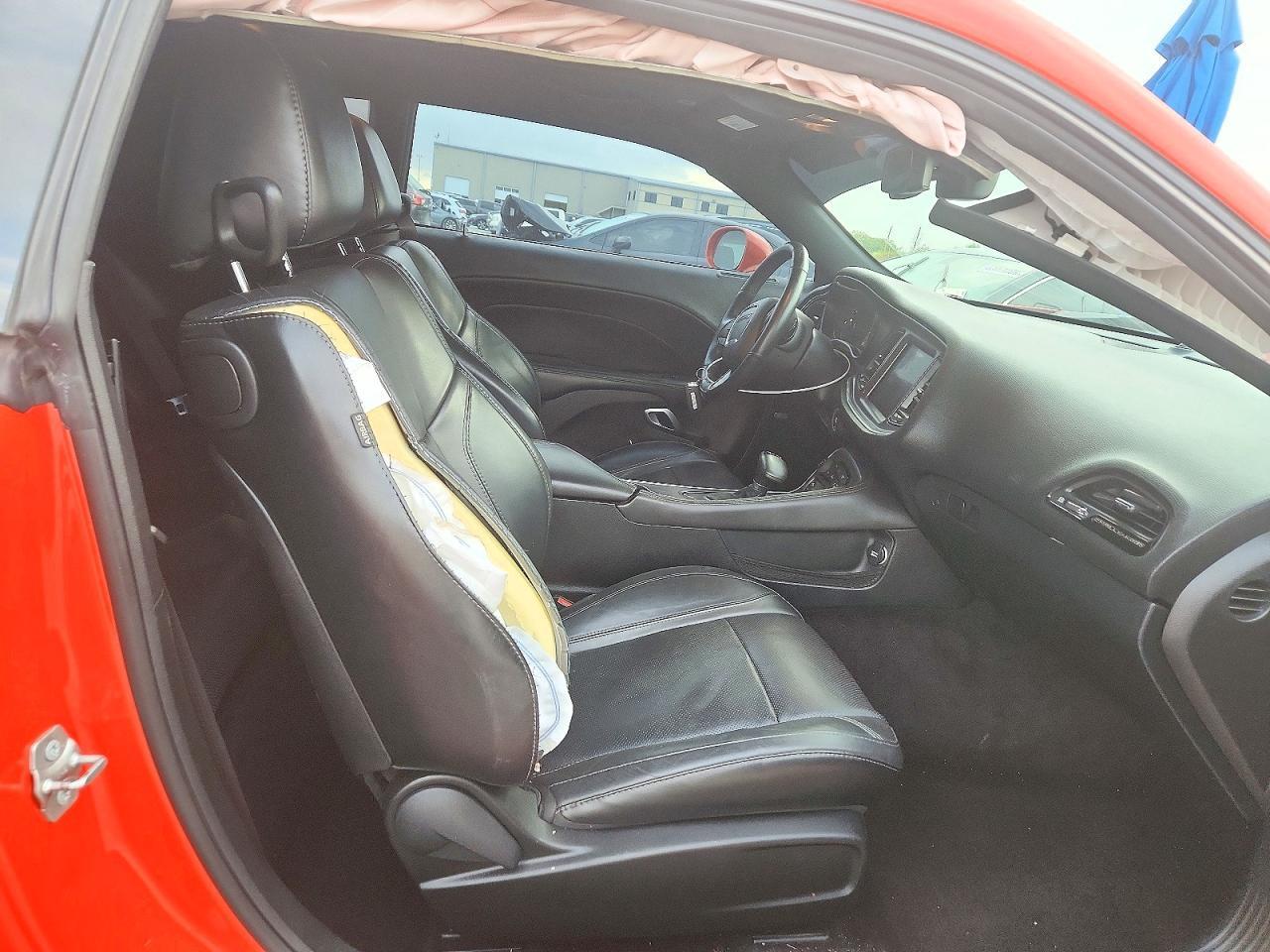 2017 Dodge Challenger Sxt - zdjęcie 10