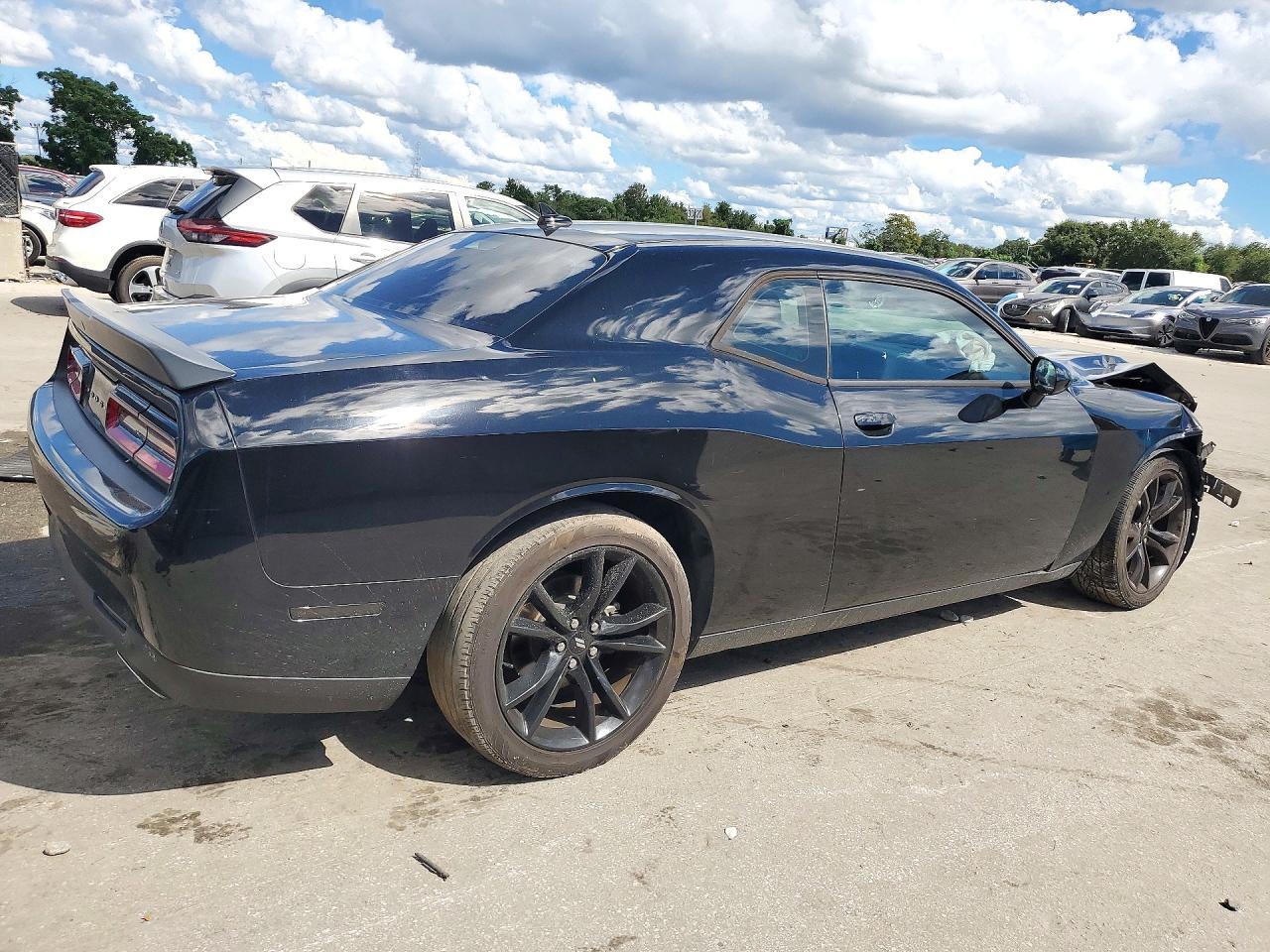 2018 Dodge Challenger Sxt - zdjęcie 3
