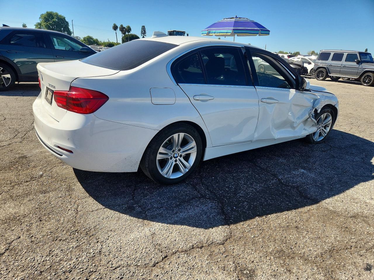 2017 BMW Seria 3 330i - zdjęcie 3