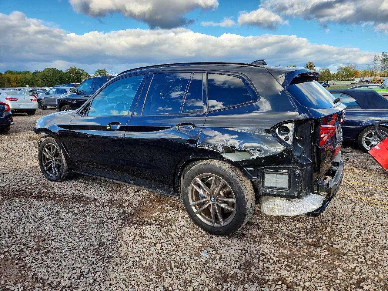 2021 BMW X3 xDrivem40I - zdjęcie 2