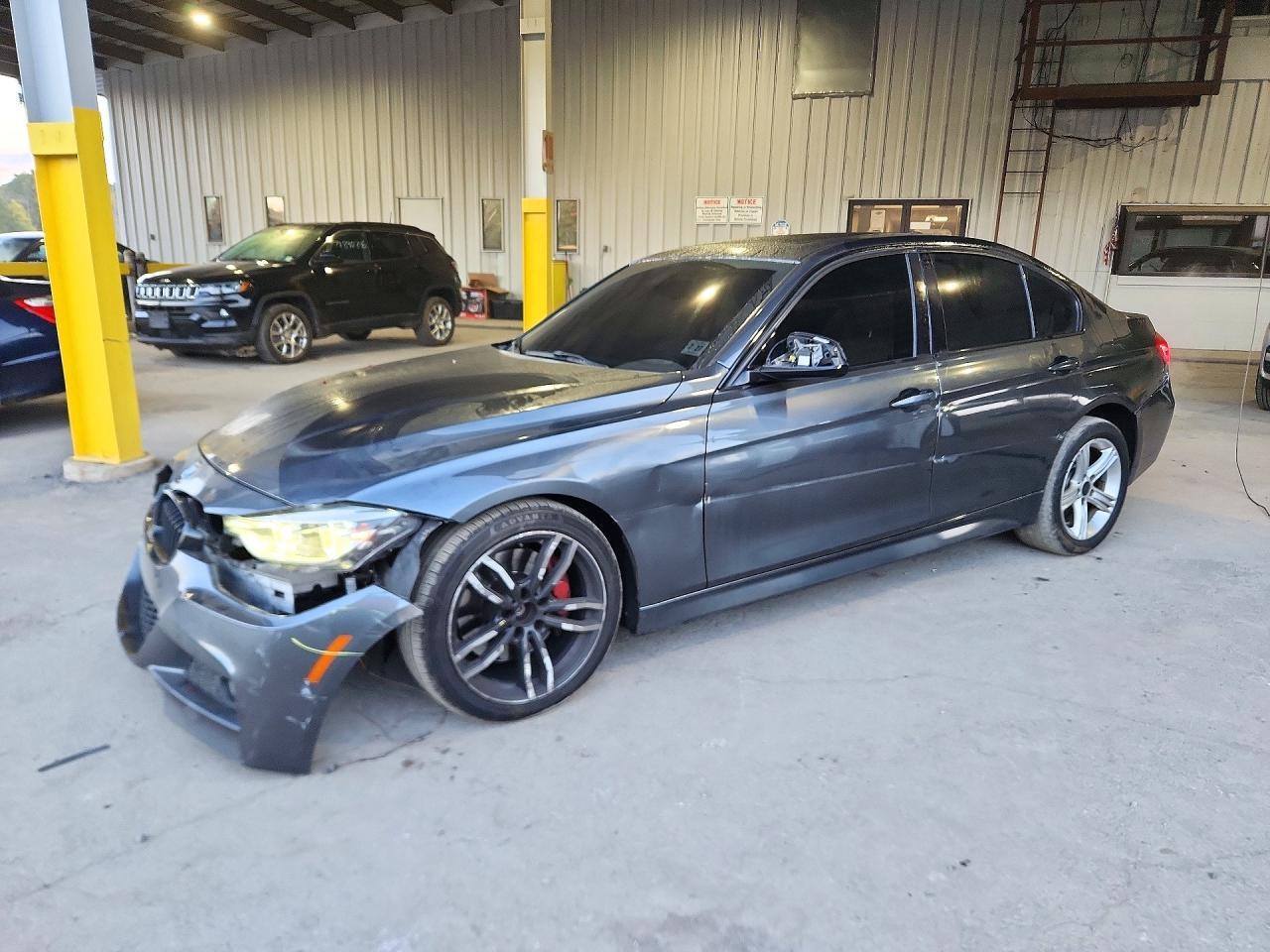 2017 BMW Seria 3 340i - zdjęcie główne