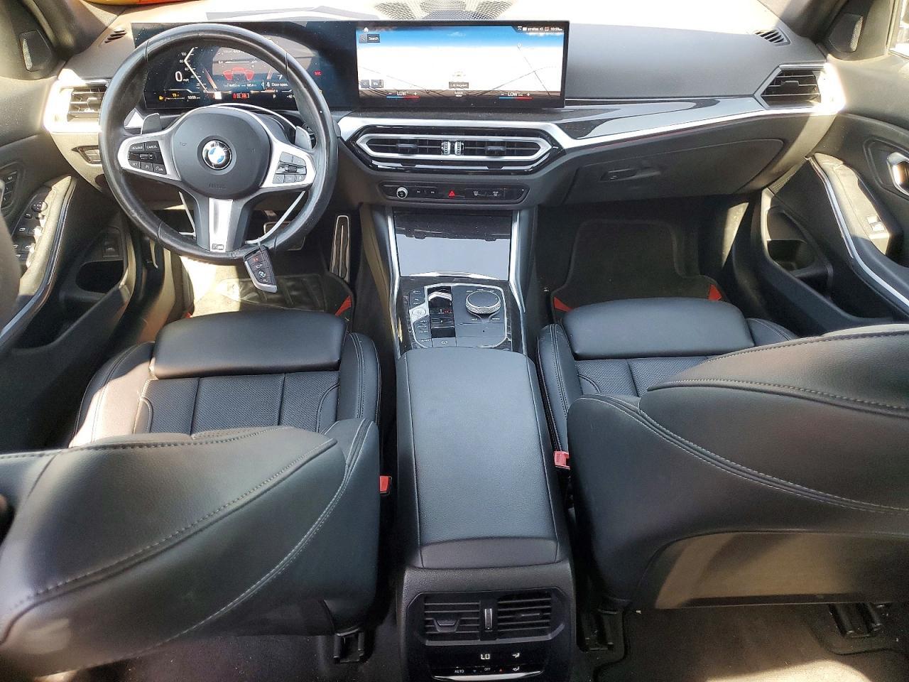 2024 BMW 330I - zdjęcie 8