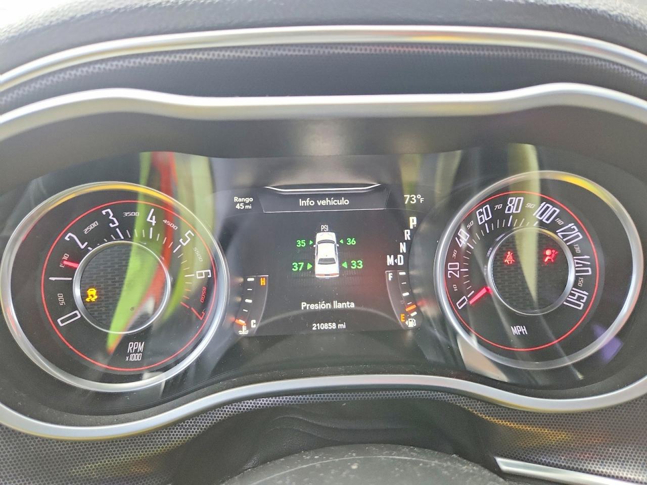 2015 Dodge Challenger Sxt Plus - zdjęcie 9