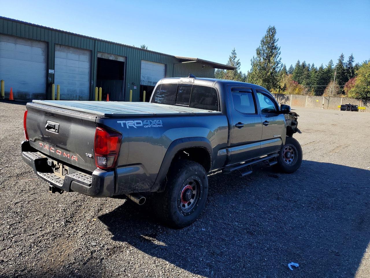 2018 Toyota Tacoma Trd Off-Road - zdjęcie 3