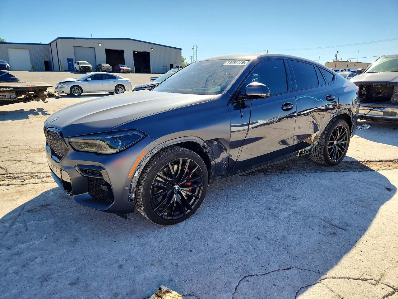 2022 BMW X6 M50I - zdjęcie główne