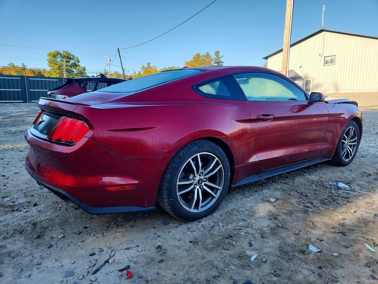 2015 Ford Mustang - zdjęcie 3