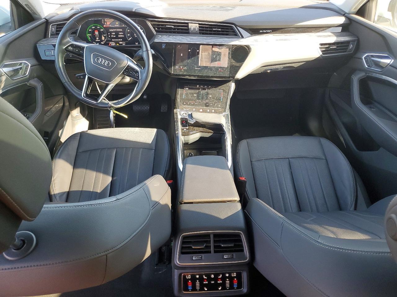 2022 Audi E-Tron Sportback Premium Plus - zdjęcie 8