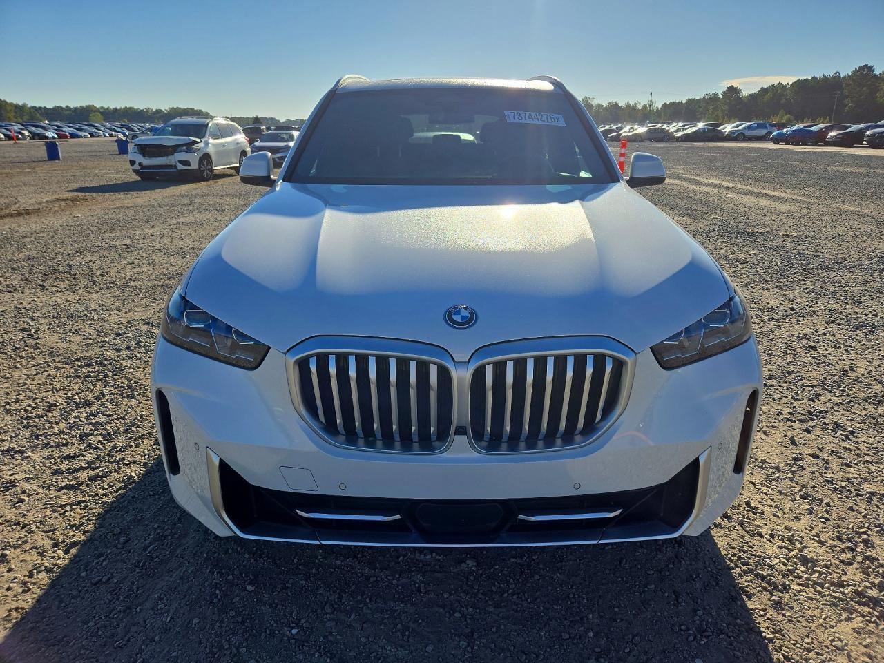 2025 BMW X5 xDrive50E - zdjęcie 5
