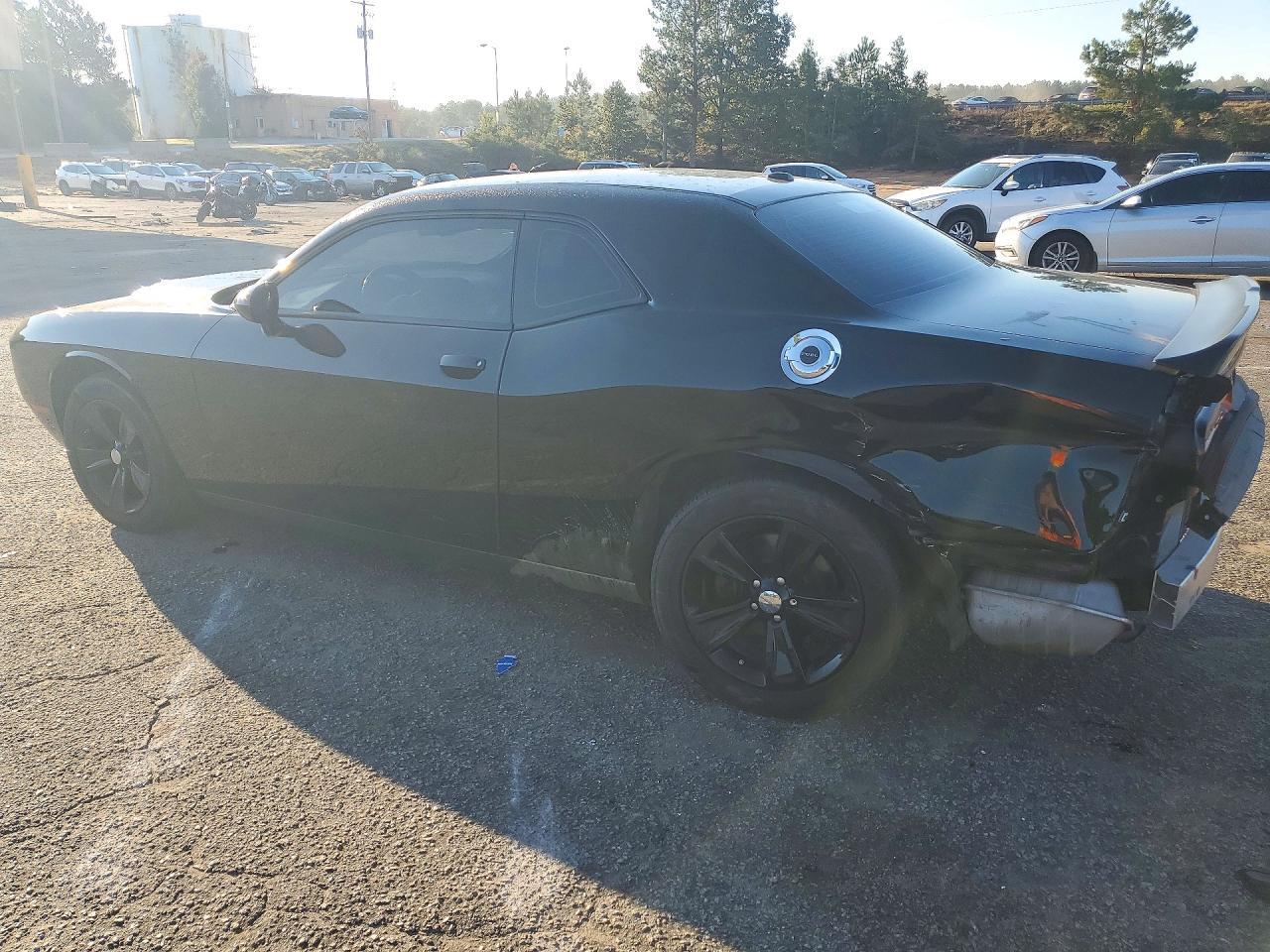 2023 Dodge Challenger Sxt - zdjęcie 2