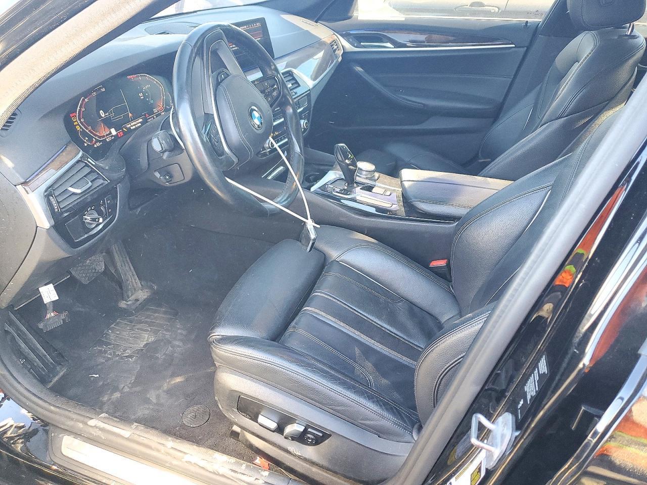2020 BMW Seria 5 540i - zdjęcie 7