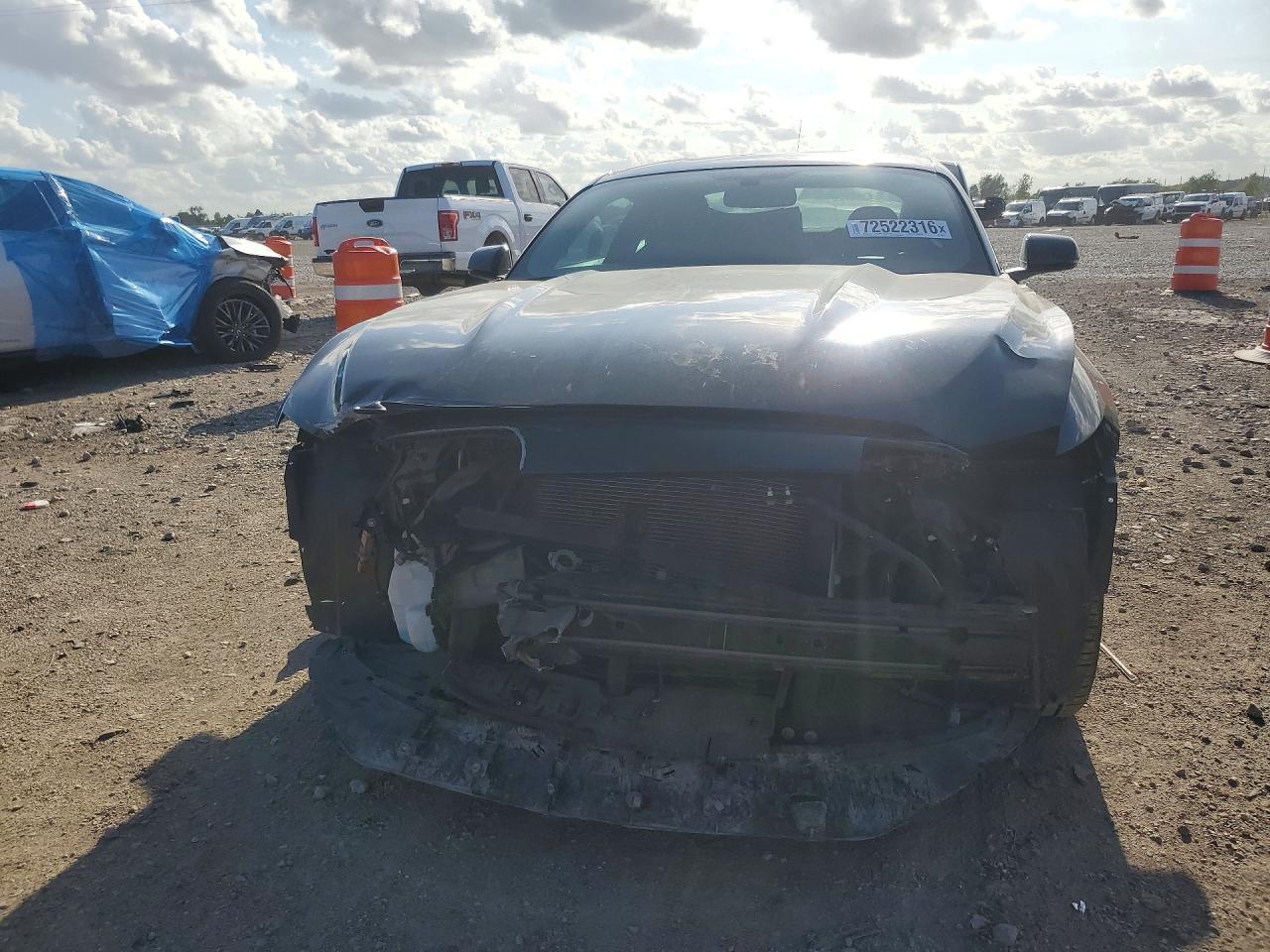 2017 Ford Mustang - zdjęcie 5