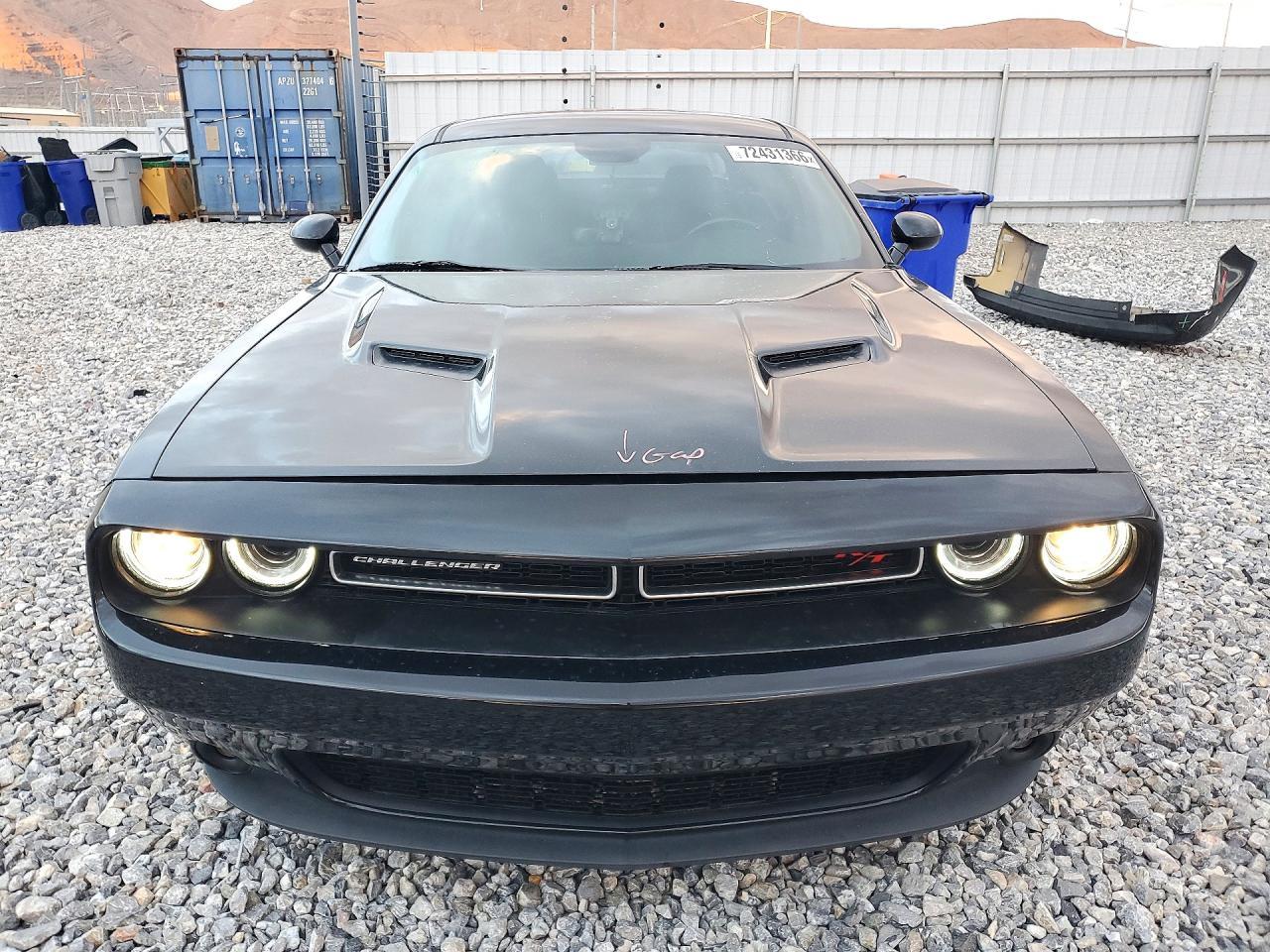2015 Dodge Challenger R/T - zdjęcie 5