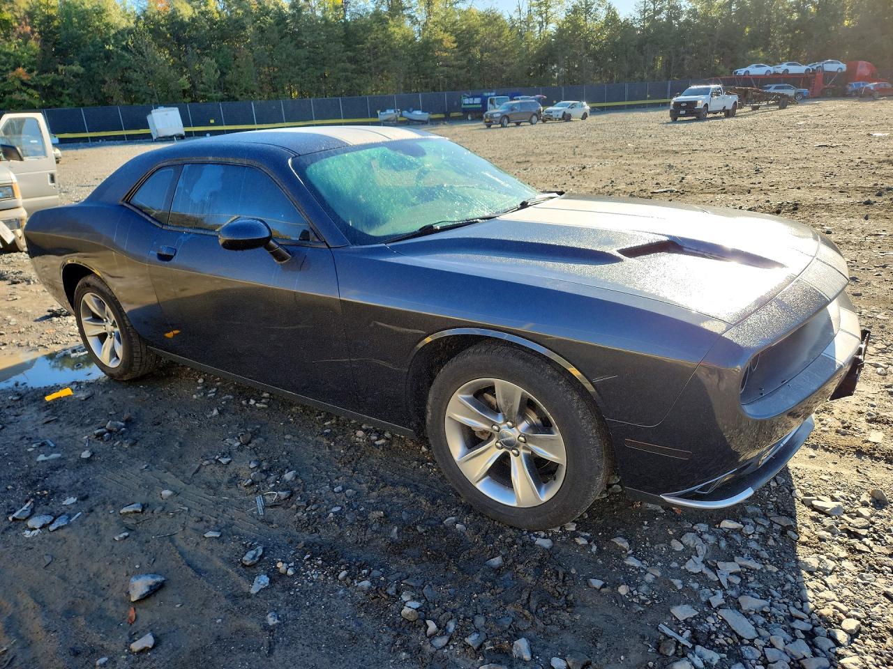 2016 Dodge Challenger Sxt - zdjęcie 4
