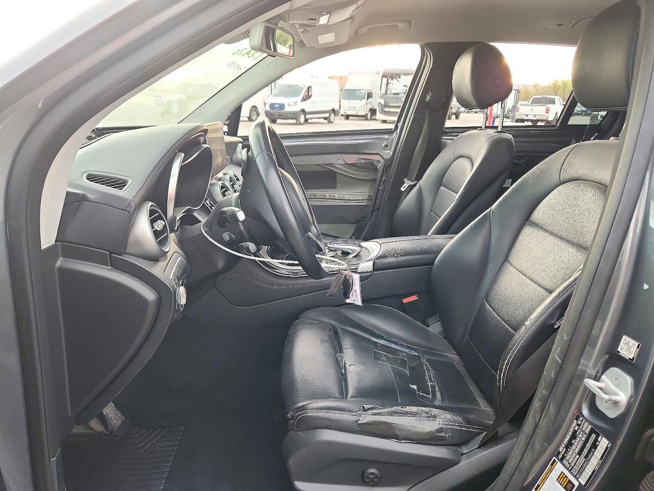 2016 Mercedes-Benz Glc 300 - zdjęcie 7