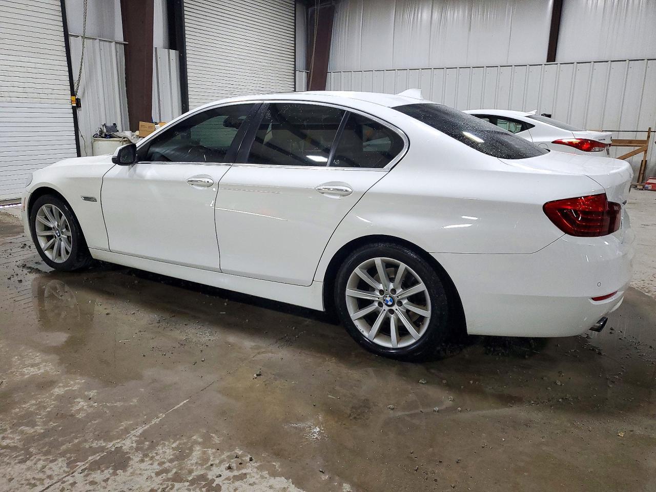 2015 BMW Seria 5 535i - zdjęcie 2