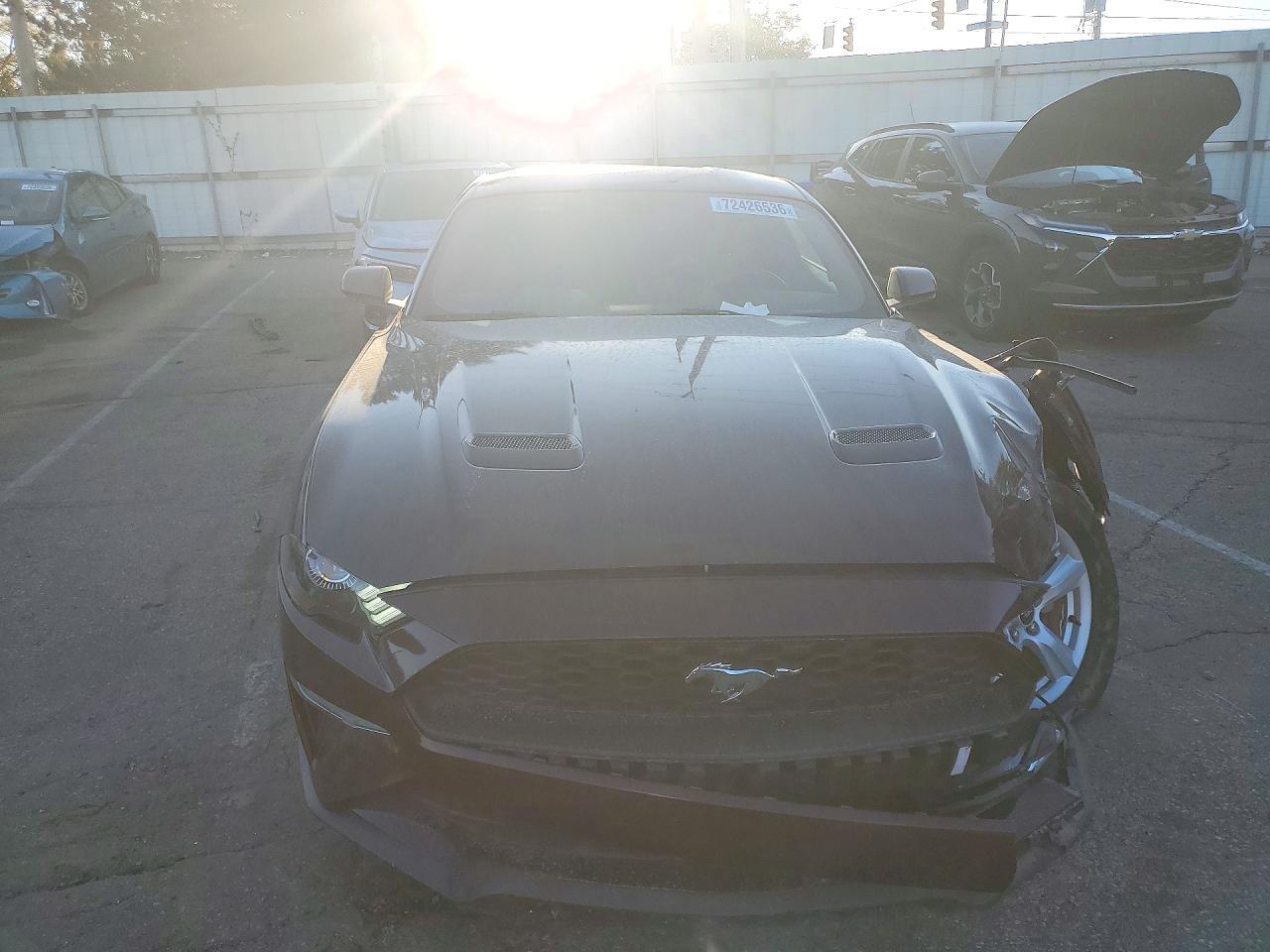 2018 Ford Mustang - zdjęcie 5