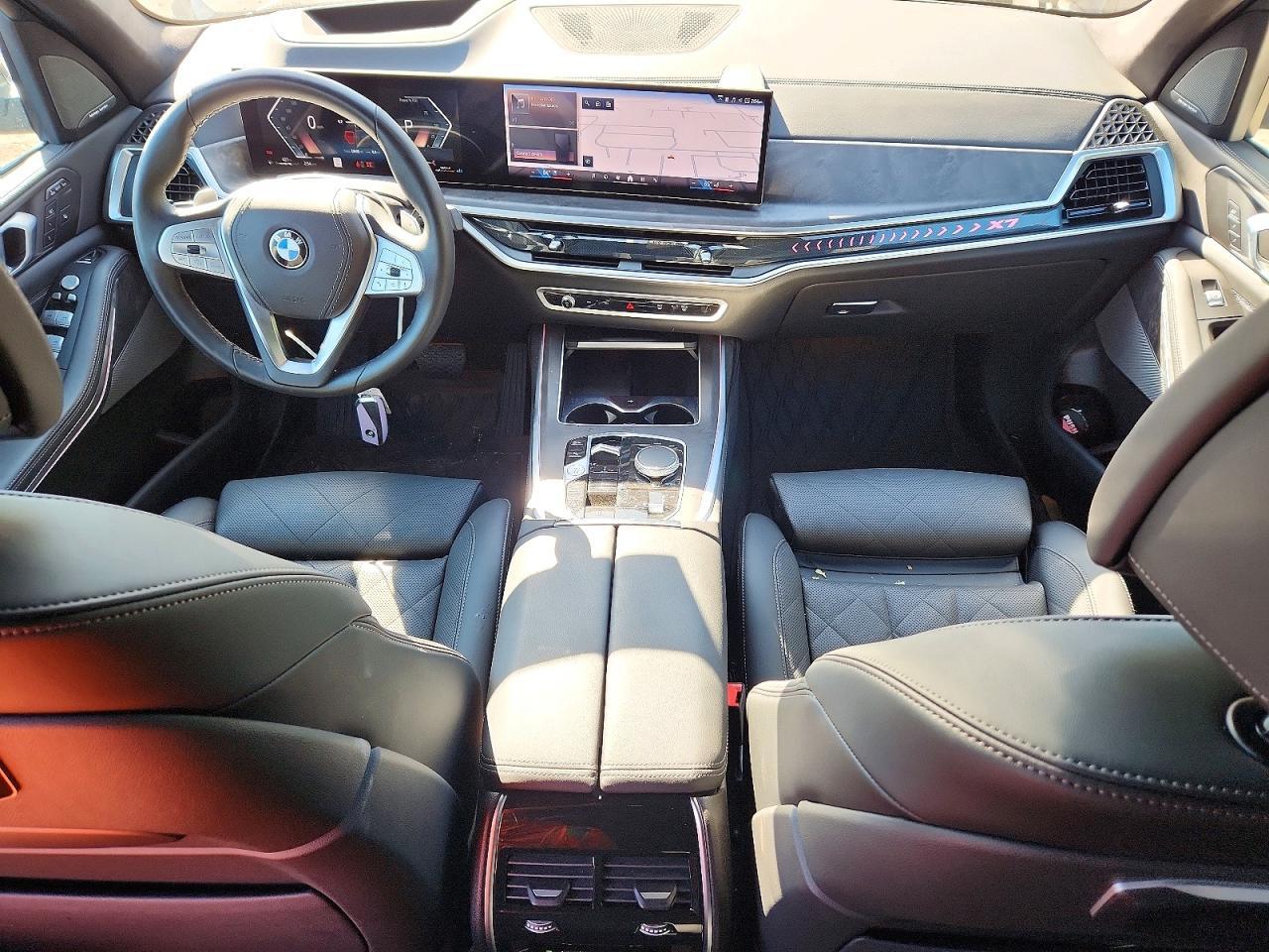 2026 BMW X7 xDrive40I - zdjęcie 8