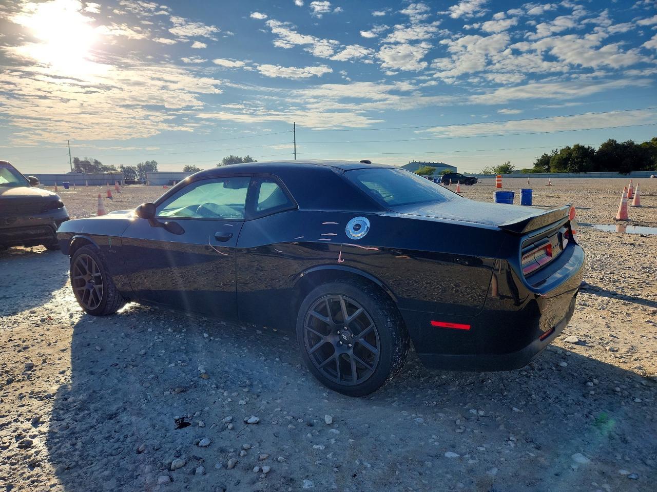 2018 Dodge Challenger R/T - zdjęcie 2