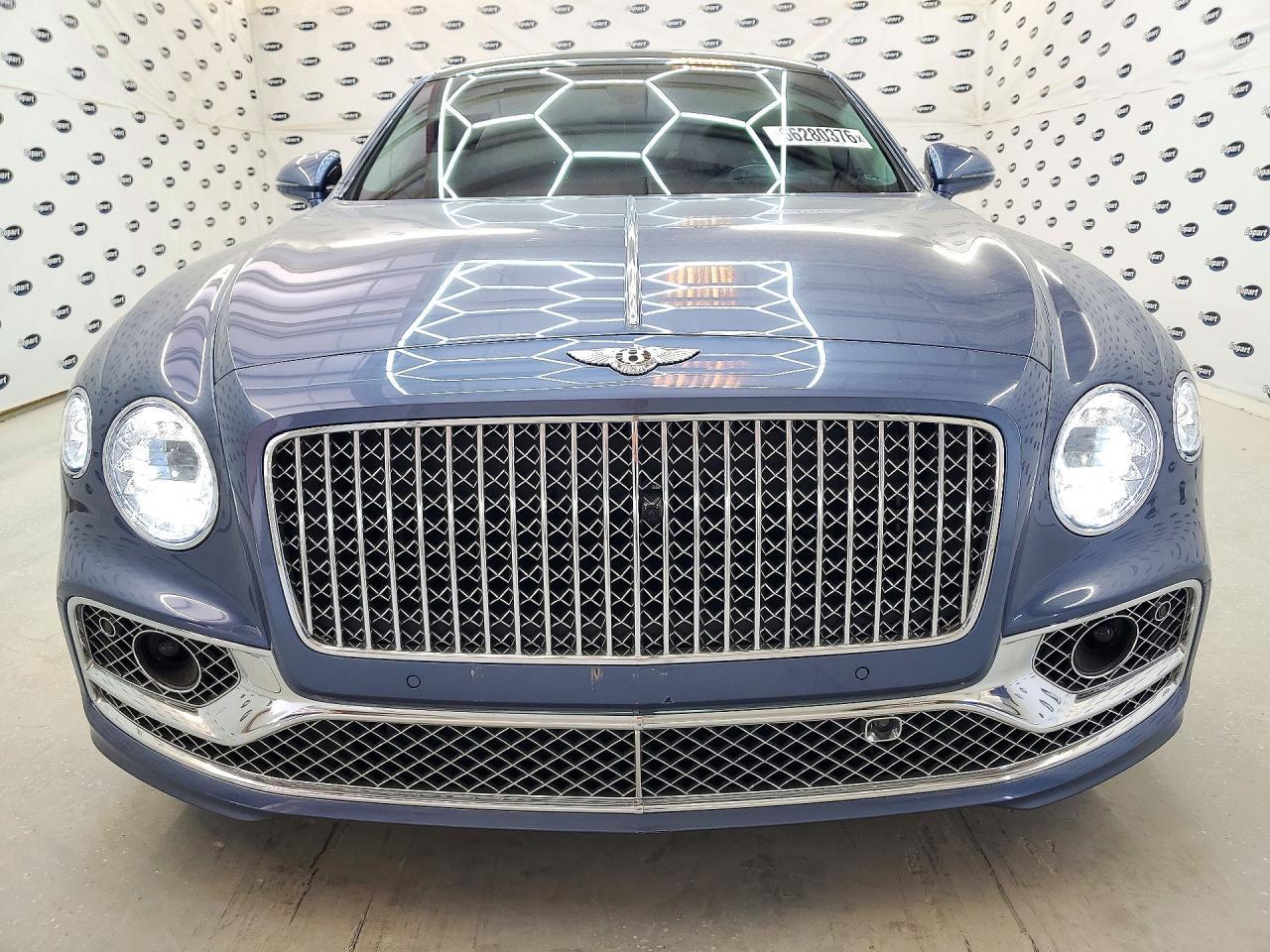 2022 Bentley Flying Spur - zdjęcie 5