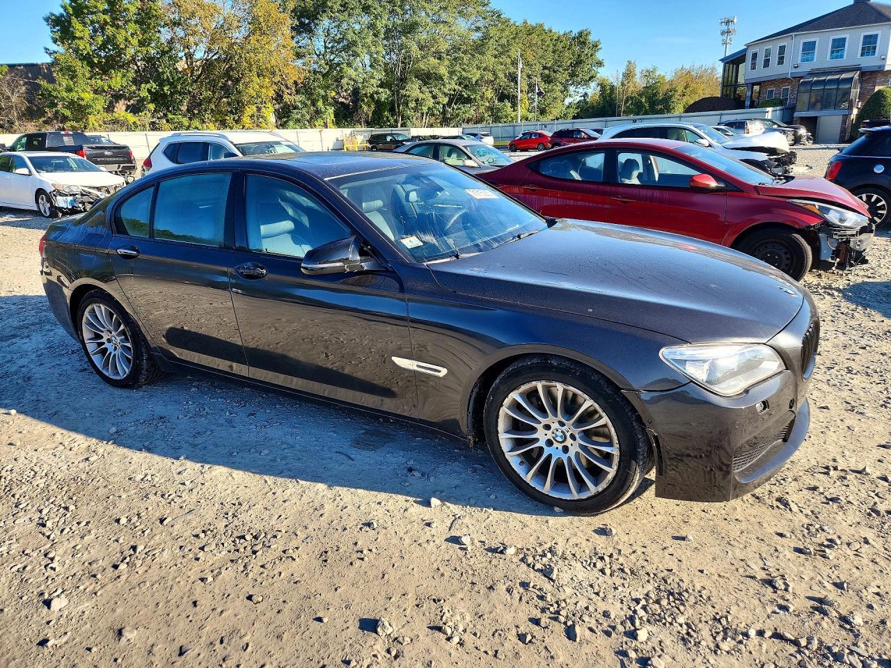 2015 BMW Seria 7 Alpina B7 - zdjęcie 4