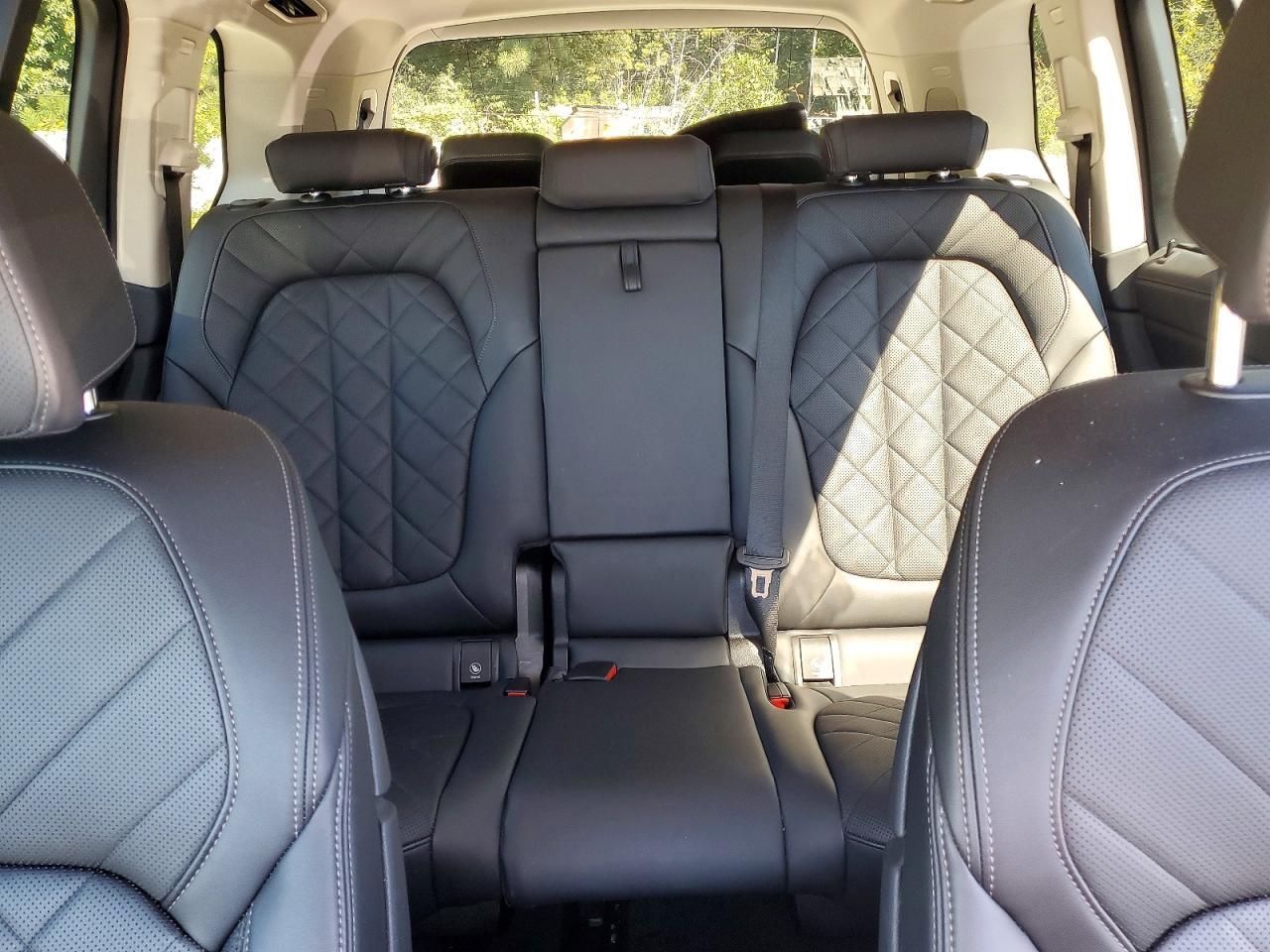 2023 BMW X7 xDrive40I - zdjęcie 10