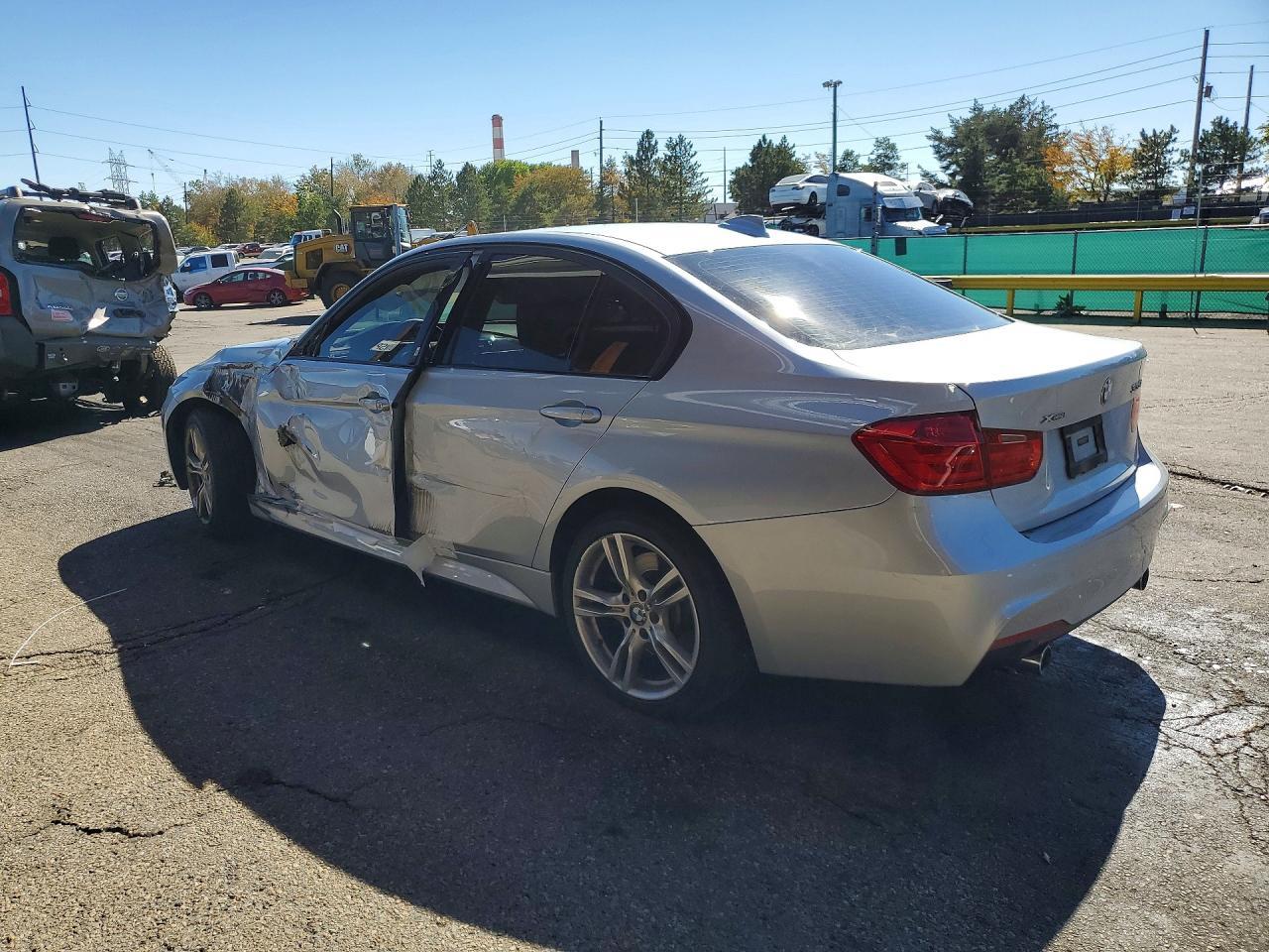 2014 BMW Seria 3 335i - zdjęcie 2