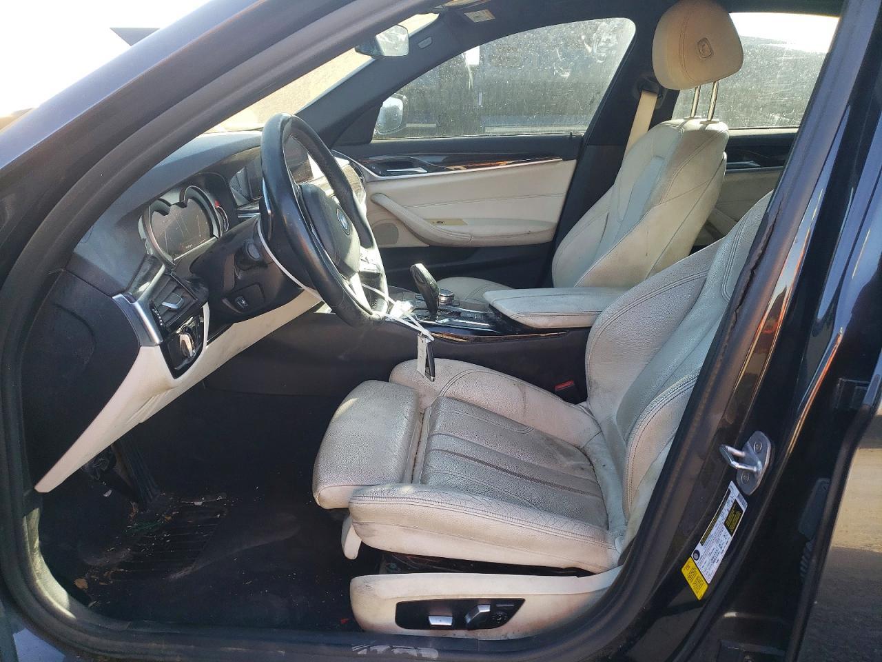 2019 BMW 530 I - zdjęcie 7