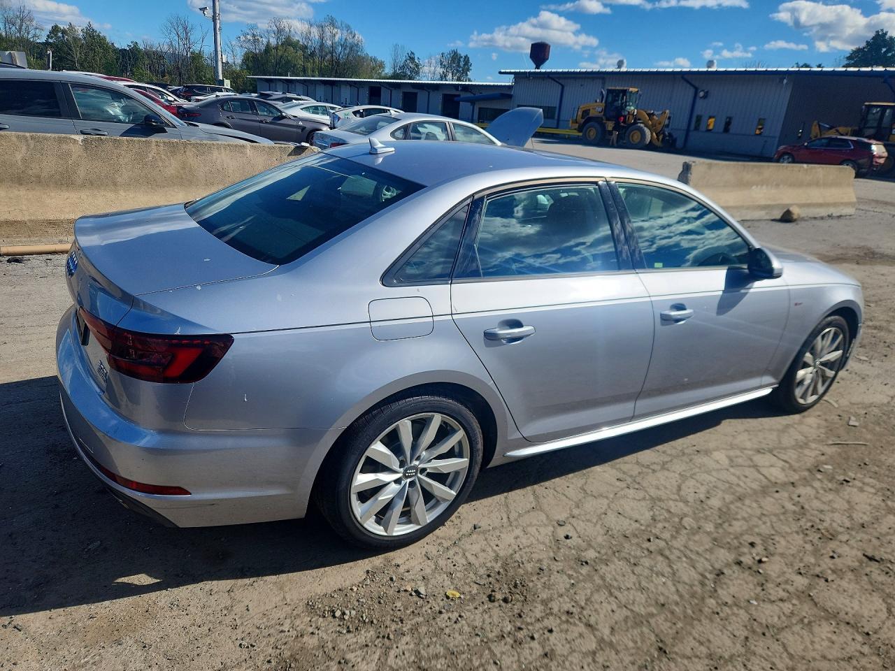 2018 Audi A4 Premium - zdjęcie 3
