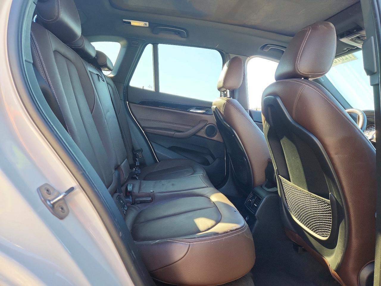2016 BMW X1 xDrive28I - zdjęcie 11